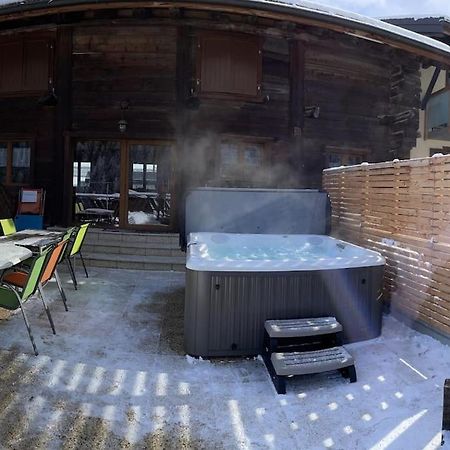 Вілла La Grange A Coco Avec Jacuzzi Бург-Сент-Пьєр Екстер'єр фото