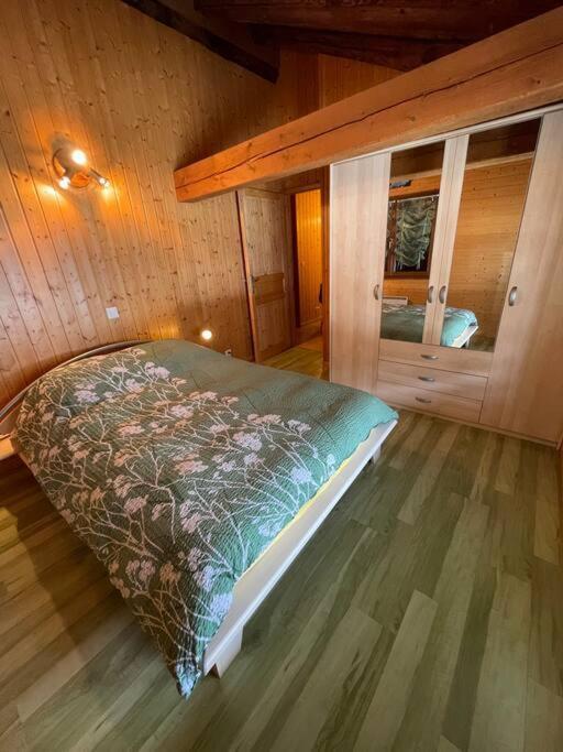 Вілла La Grange A Coco Avec Jacuzzi Бург-Сент-Пьєр Екстер'єр фото